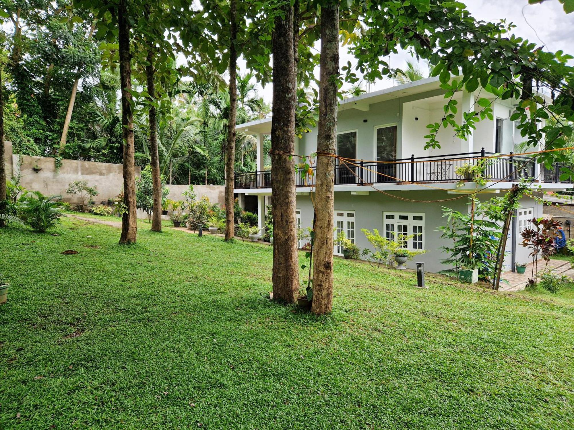 Villa Sole Kandy Luaran gambar
